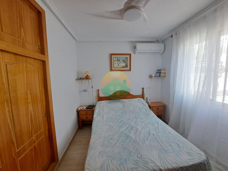 2 Cuarto Villa en venta