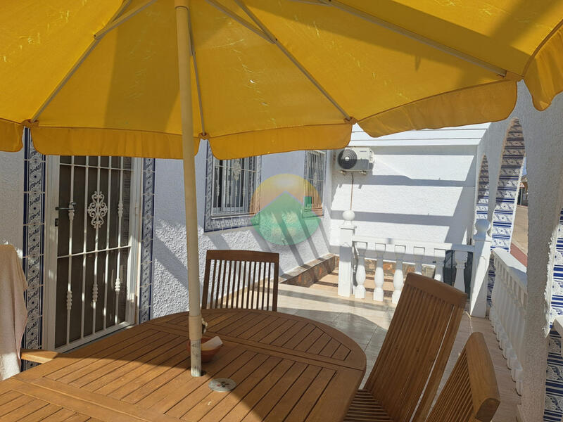 2 Cuarto Villa en venta