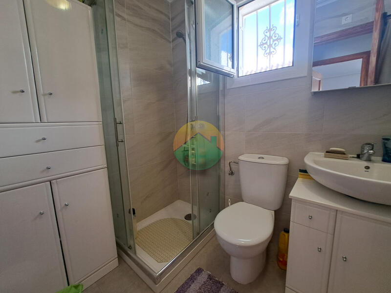 2 Cuarto Villa en venta