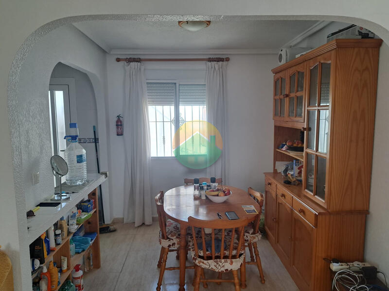 2 Cuarto Villa en venta