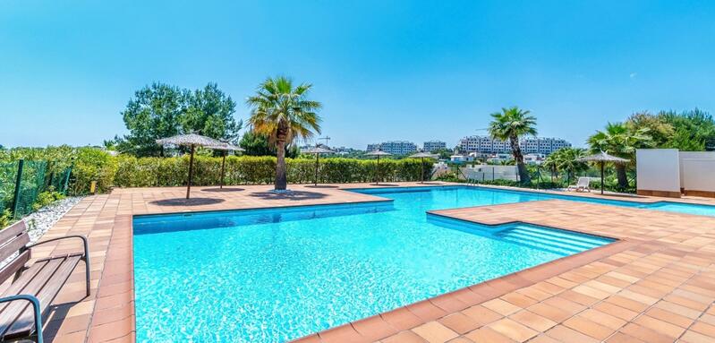 3 bedroom Apartment for sale