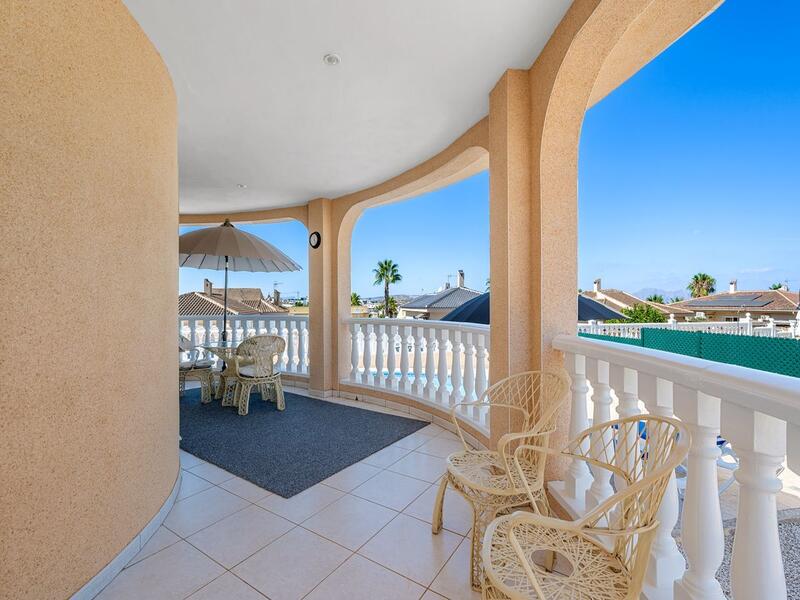 3 Cuarto Villa en venta