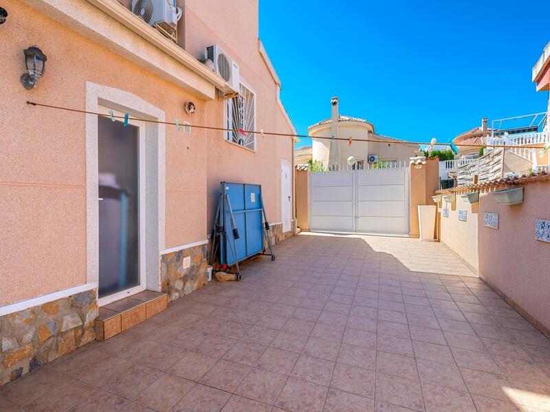 3 Cuarto Villa en venta