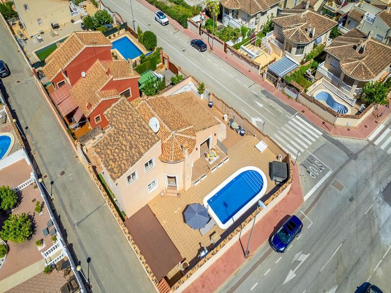 3 Cuarto Villa en venta