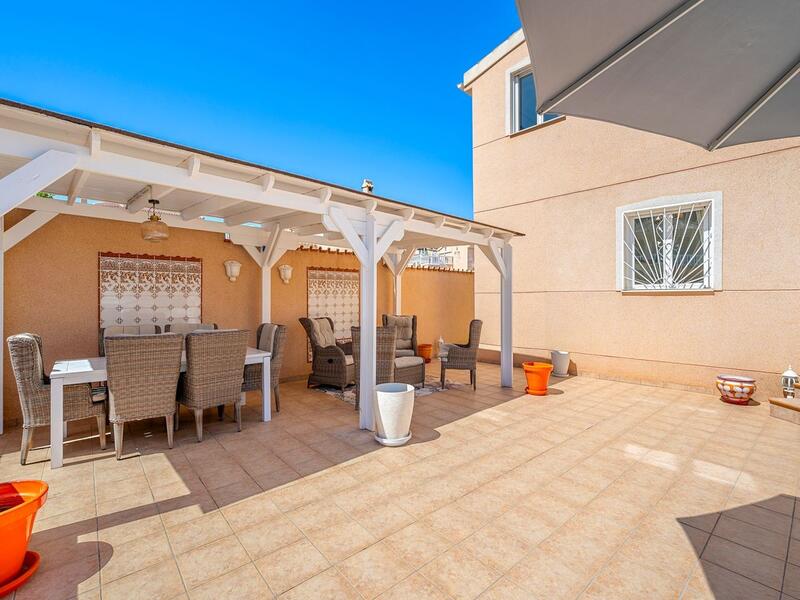 3 Cuarto Villa en venta