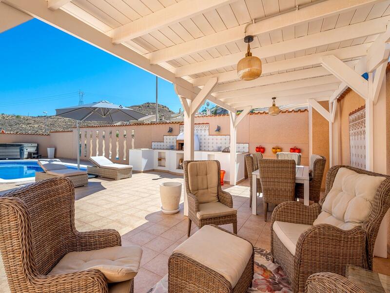 3 Cuarto Villa en venta