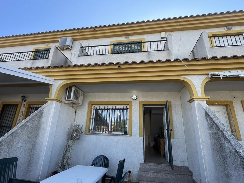 Radhus till salu i Daya Nueva, Alicante