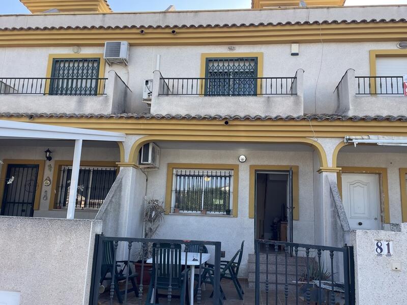 3 bedroom Townhouse for sale