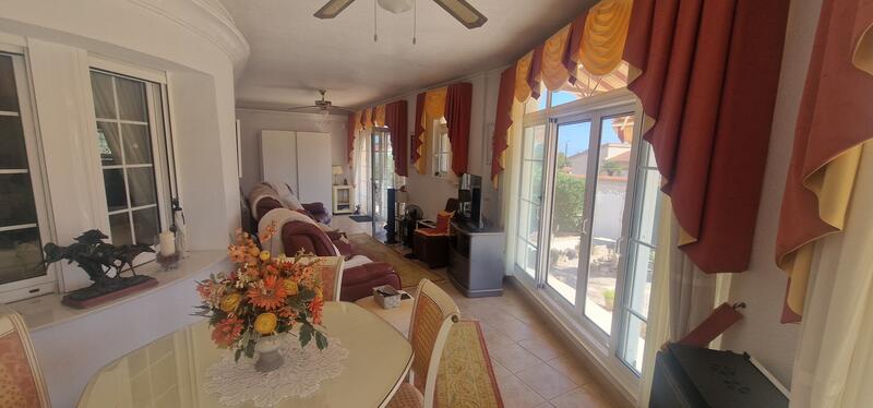4 bedroom Villa for sale