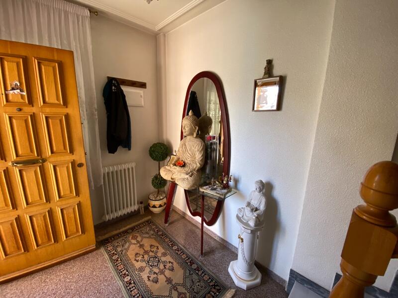 4 soveværelse Byhus til salg