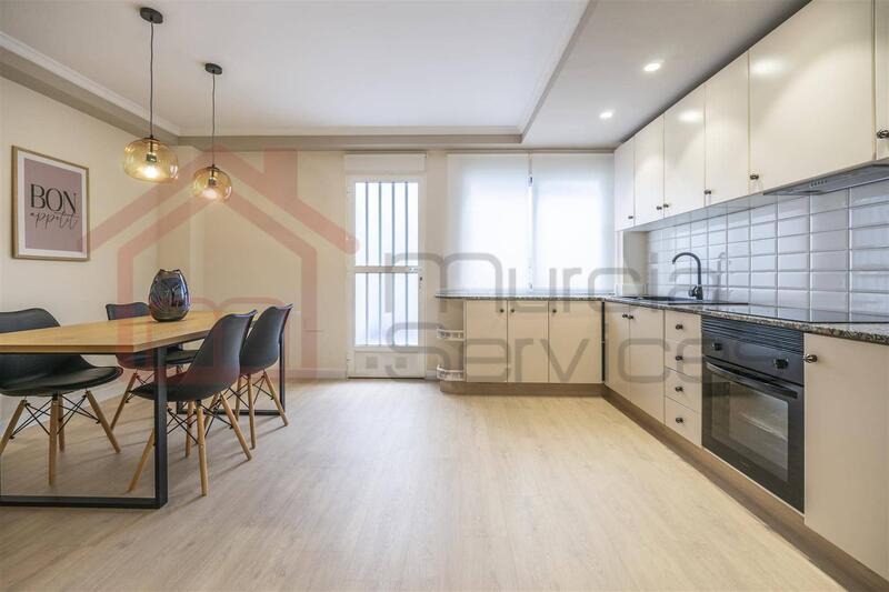 3 bedroom Townhouse for sale