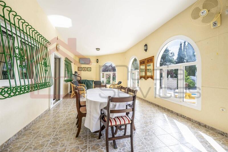 5 bedroom Villa for sale