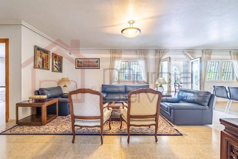 5 bedroom Villa for sale