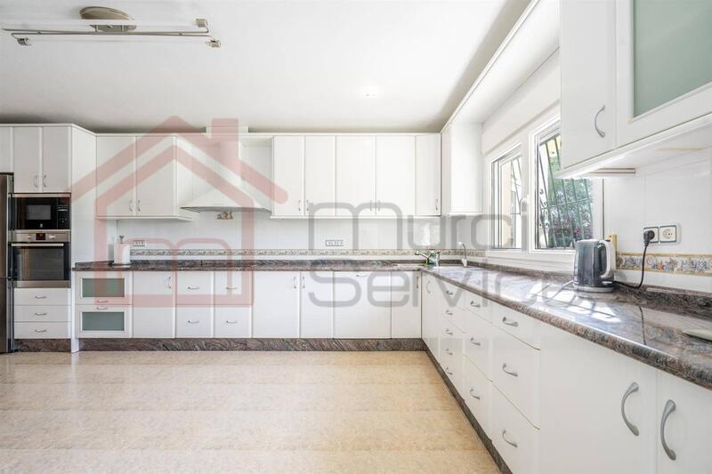 5 bedroom Villa for sale