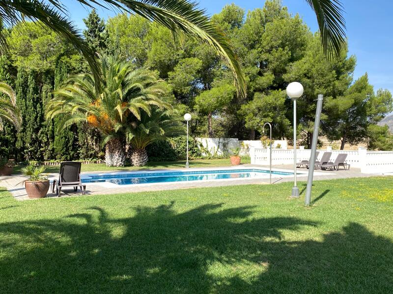 4 bedroom Villa for sale