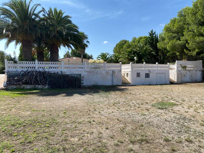 4 bedroom Villa for sale