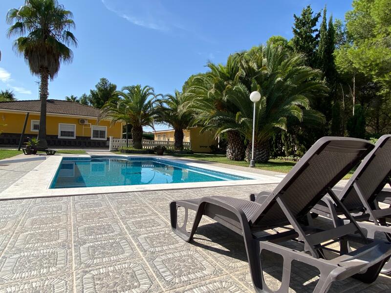 4 bedroom Villa for sale