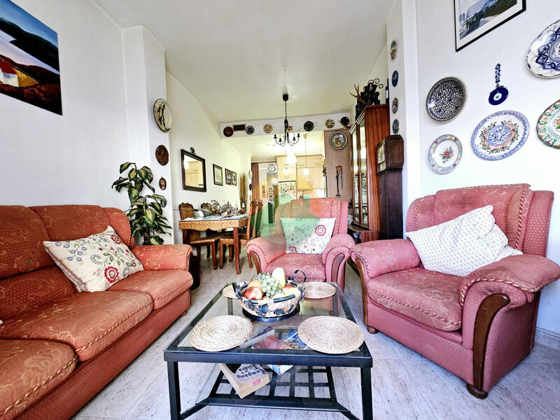 3 bedroom Apartment for sale