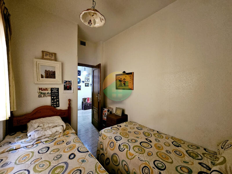 3 bedroom Apartment for sale