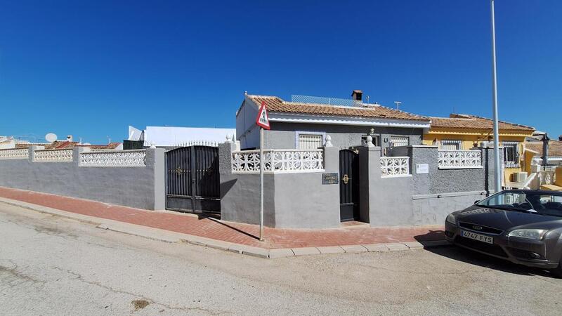 2 bedroom Villa for sale