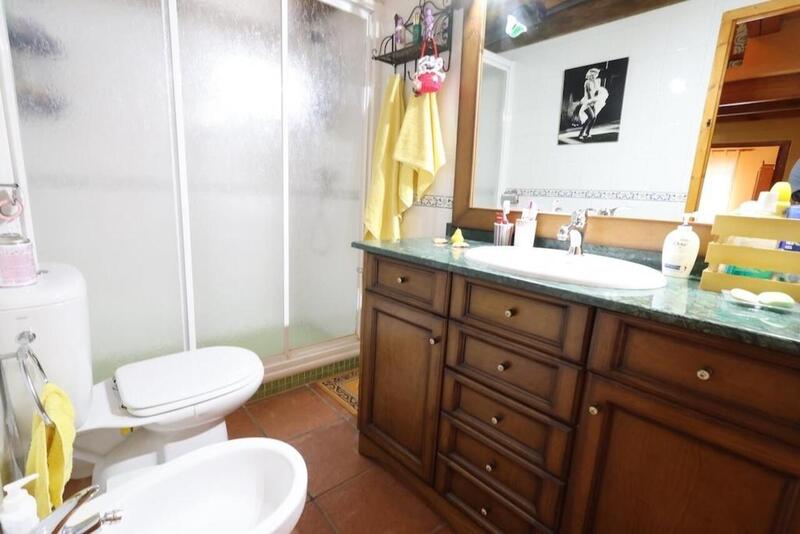 5 bedroom Villa for sale