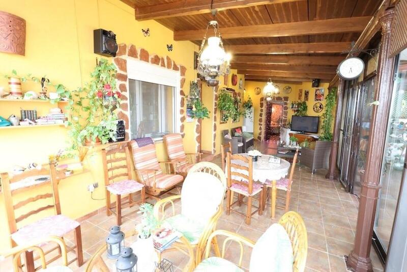 5 bedroom Villa for sale