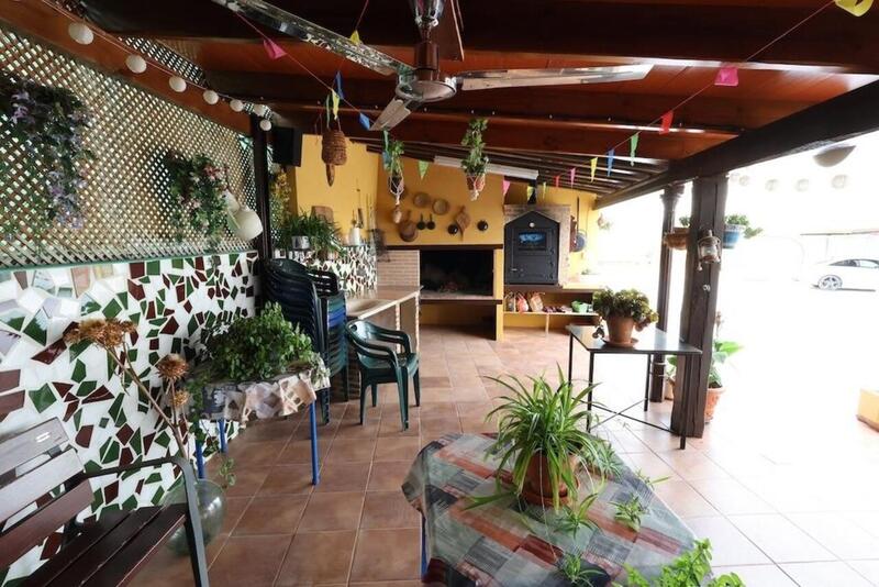 5 bedroom Villa for sale