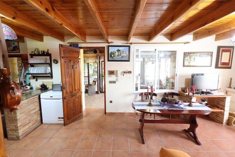 5 bedroom Villa for sale