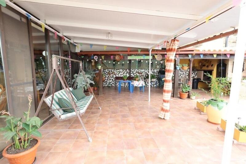 5 bedroom Villa for sale