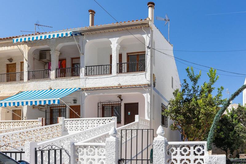 Byhus til salg i Torrevieja, Alicante