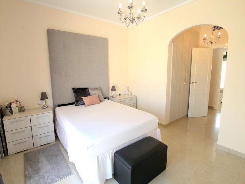 3 bedroom Townhouse for sale