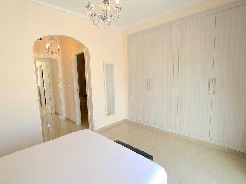 3 bedroom Townhouse for sale