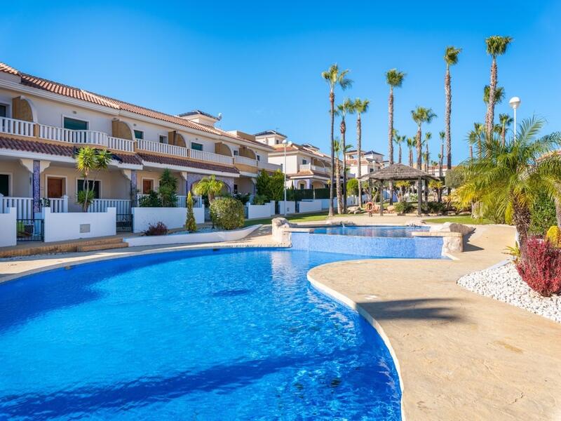 3 bedroom Townhouse for sale