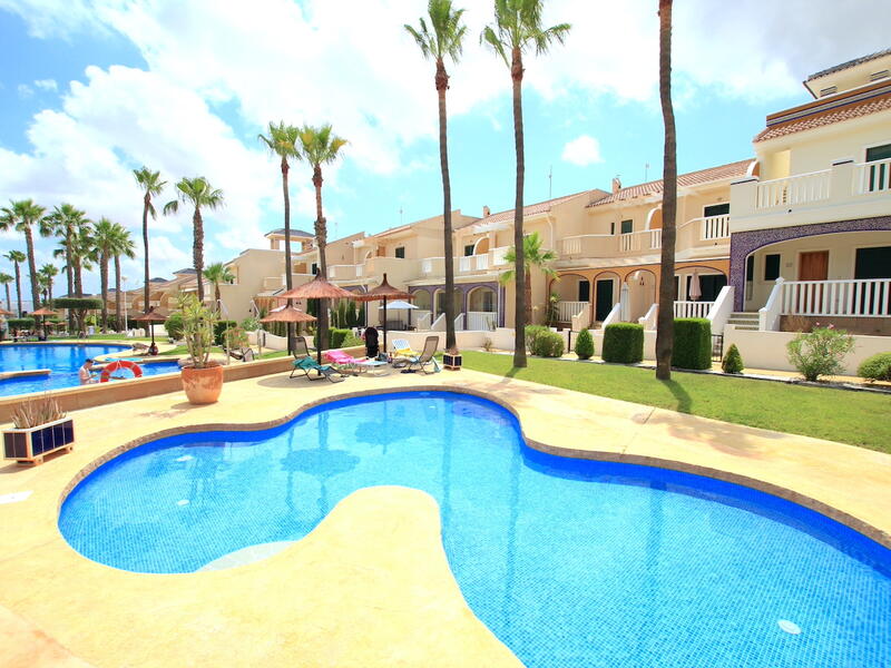3 bedroom Townhouse for sale