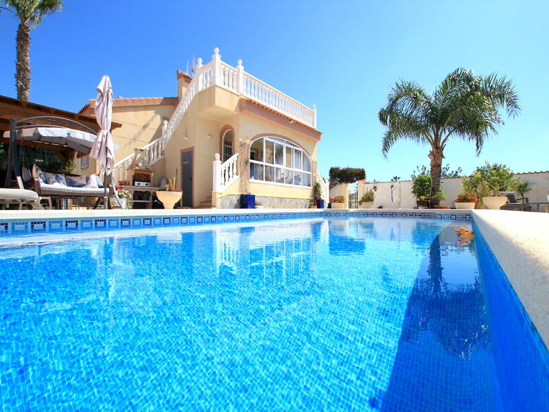 3 Cuarto Villa en venta