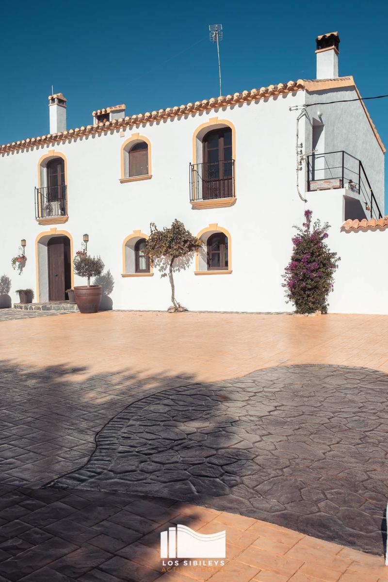 Country House for sale