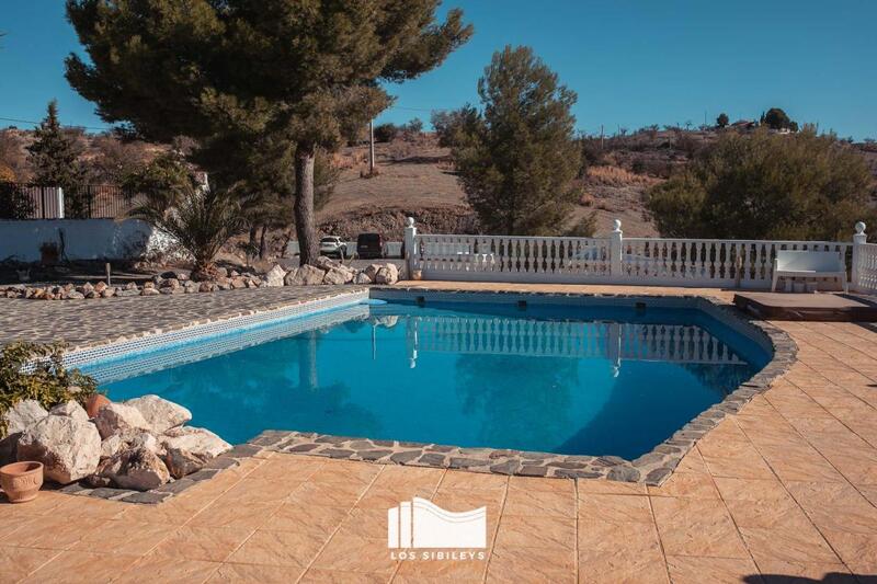 Country House for sale