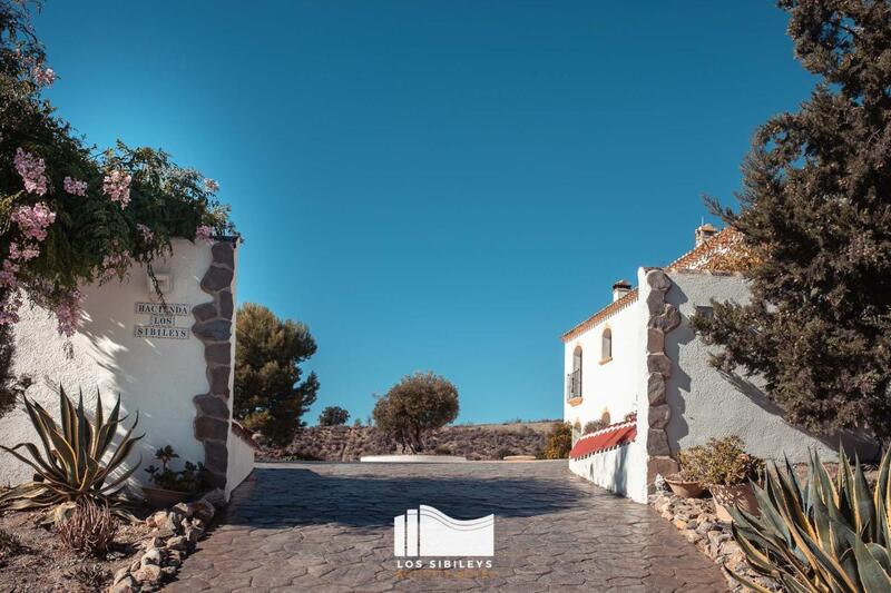 Country House for sale