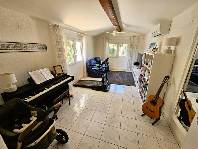 3 Cuarto Villa en venta