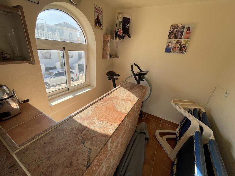 3 bedroom Townhouse for sale