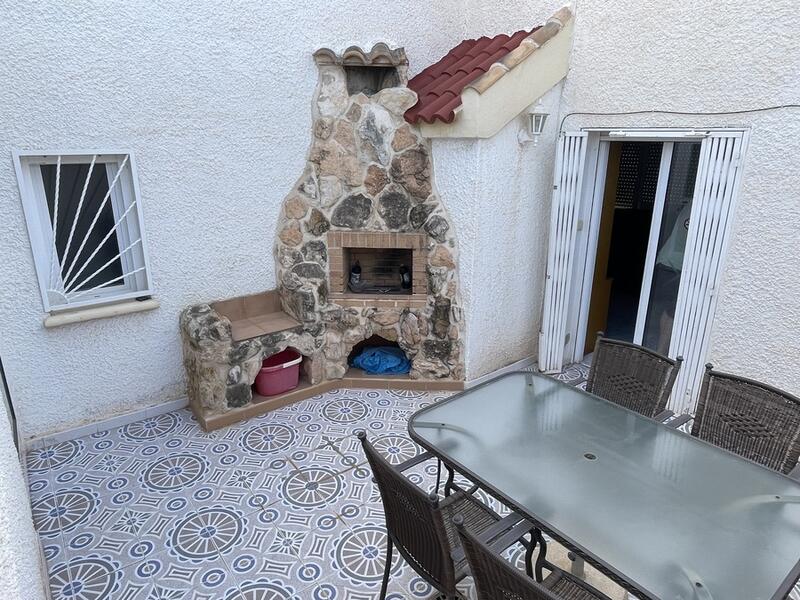 3 bedroom Townhouse for sale