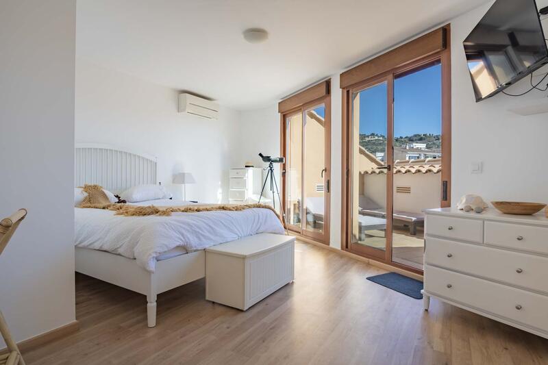 3 bedroom Apartment for sale
