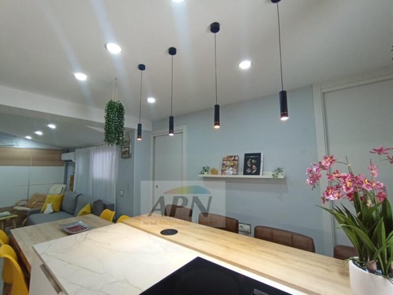 2 bedroom Townhouse for sale