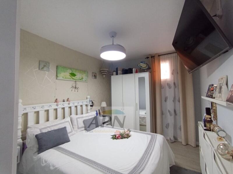 2 bedroom Townhouse for sale
