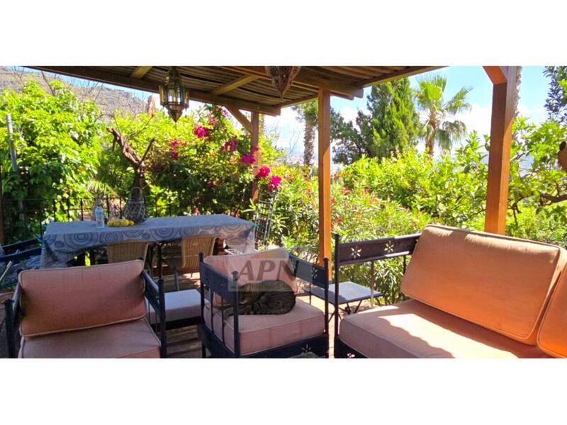 5 bedroom Country House for sale