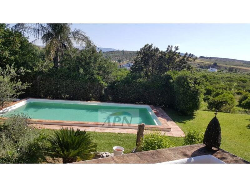 3 bedroom Country House for sale