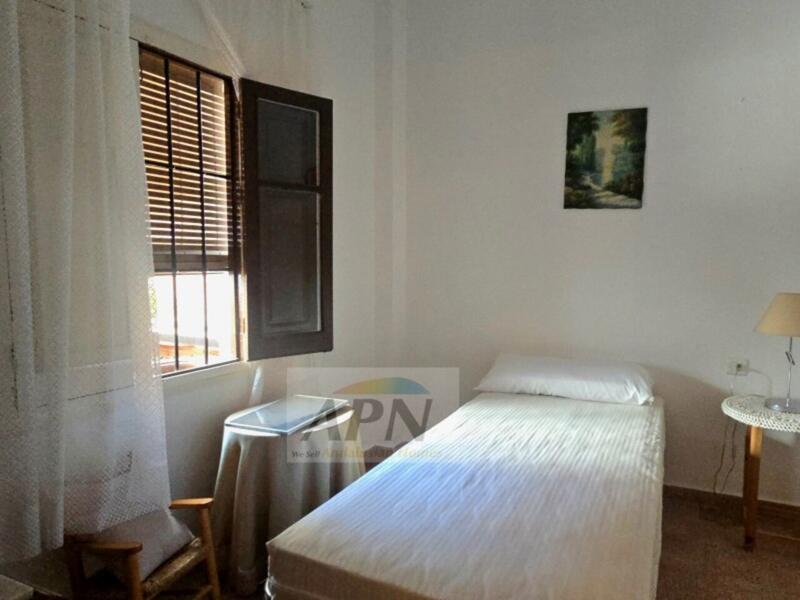 3 bedroom Townhouse for sale
