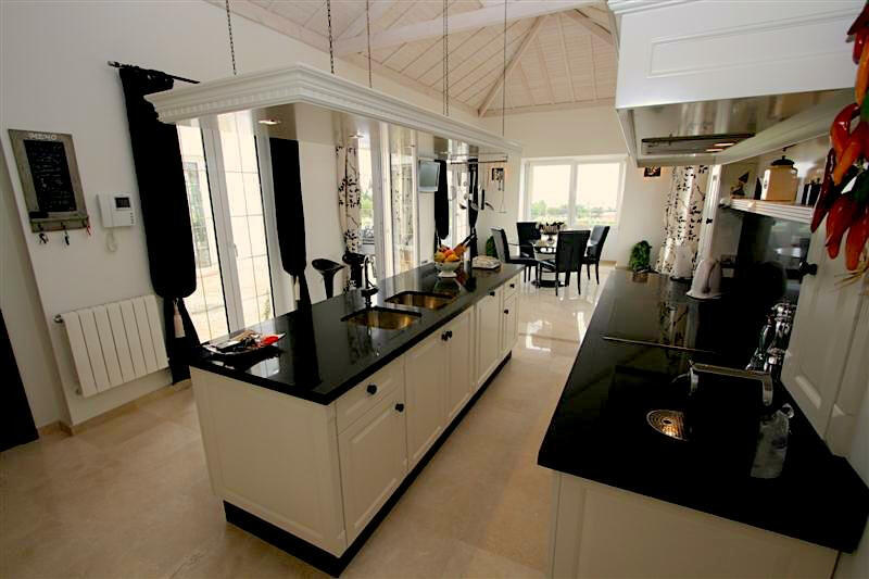 5 bedroom Villa for sale