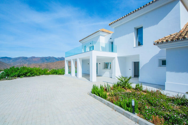 4 bedroom Villa for sale