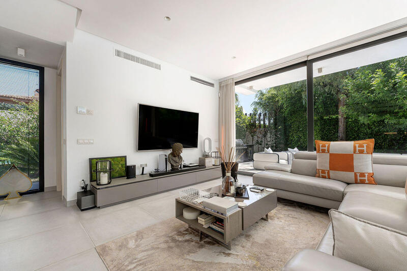 4 bedroom Villa for sale